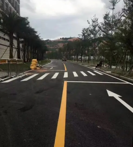 停車場道路劃線的功能停車場道路劃線